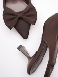 Acı Kahve Fiyonklu Kitten Topuklu Slingback Kadın Ayakkabı TR08MS24C