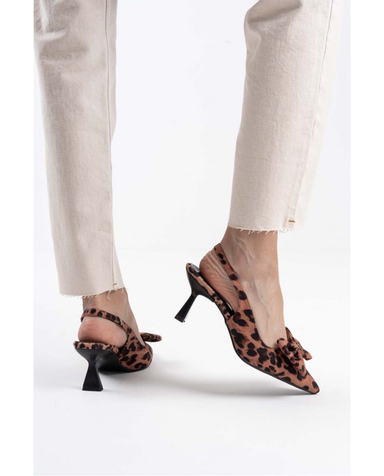Leopar Fiyonklu Kitten Topuklu Slingback Kadın Ayakkabı TR08MS24D