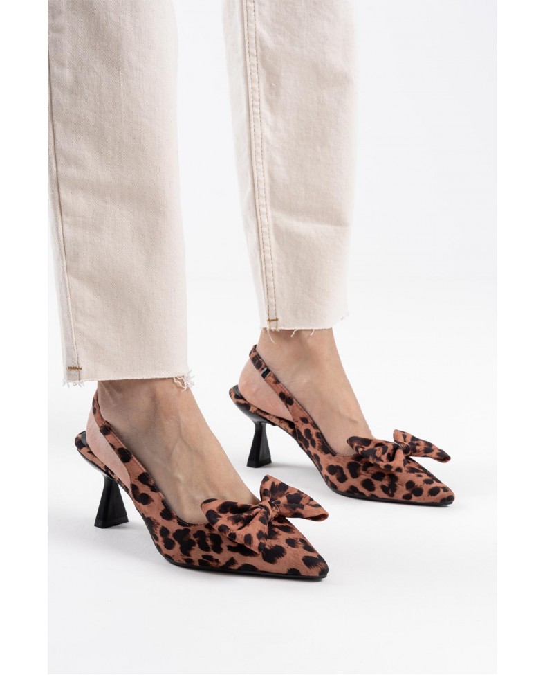 Leopar Fiyonklu Kitten Topuklu Slingback Kadın Ayakkabı TR08MS24D