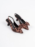 Leopar Fiyonklu Kitten Topuklu Slingback Kadın Ayakkabı TR08MS24D
