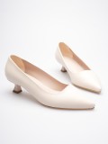 Bej Kadın Günlük Kısa Topuklu Stiletto Ayakkabı TR20MS03B