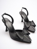Kadın Siyah Fiyonklu Saten Slingback Topuklu Ayakkabı TR40MS01A