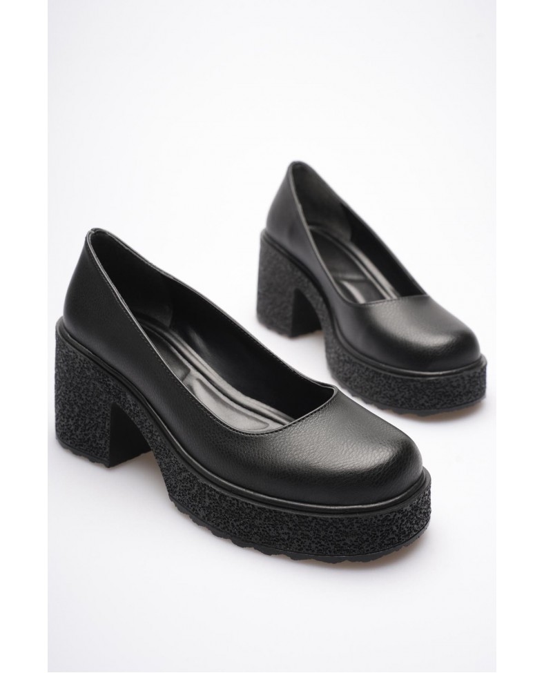Siyah Kadın Günlük Ayakkabı TR06MS04C