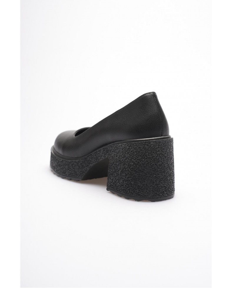 Siyah Kadın Günlük Ayakkabı TR06MS04C