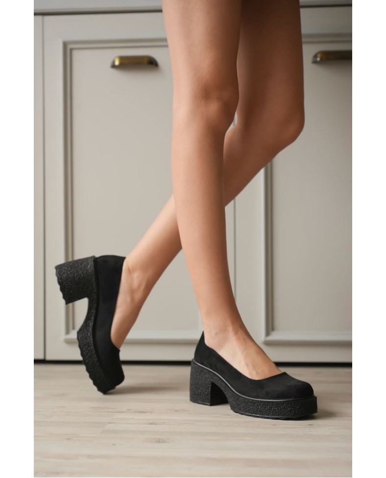 Siyah Süet Kadın Günlük Ayakkabı TR06MS04E