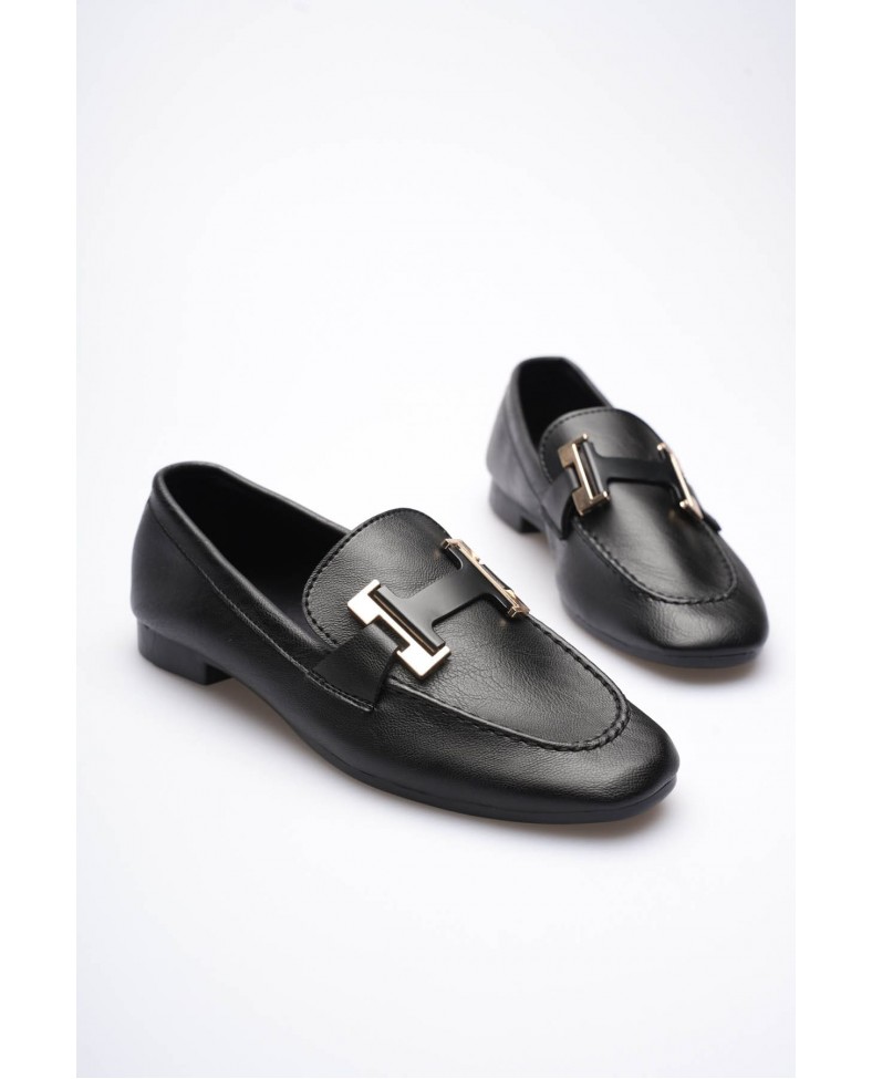 Kadın Siyah Şık Tokalı Günlük Ayakkabı TR27MS05A