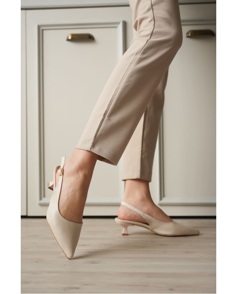 Kadın Bej Sivri Burun Slingback Kısa Topuklu Ayakkabı TR20MS04B