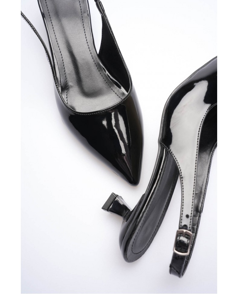 Kadın Siyah Rugan Sivri Burun Slingback Kısa Topuklu Ayakkabı TR20MS04E