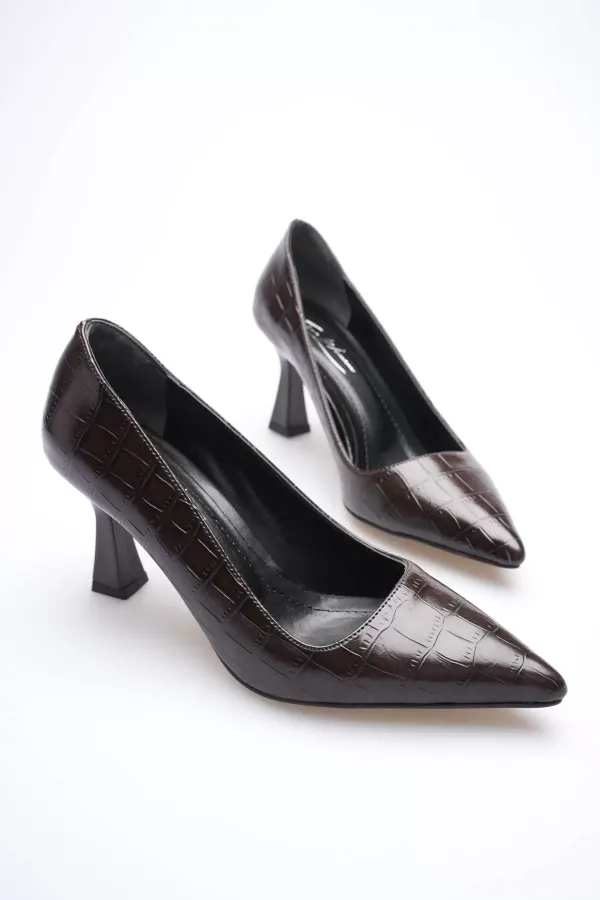 Acı Kahve Kroko Sivri Burun Orta Topuklu Kadın Stiletto TR20MS02G