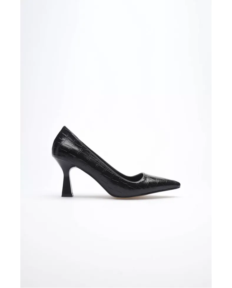 Siyah Kroko Sivri Burun Orta Topuklu Kadın Stiletto TR20MS02F
