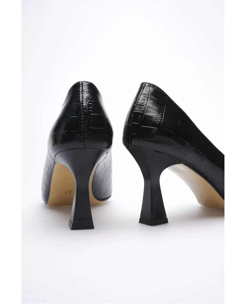 Siyah Kroko Sivri Burun Orta Topuklu Kadın Stiletto TR20MS02F