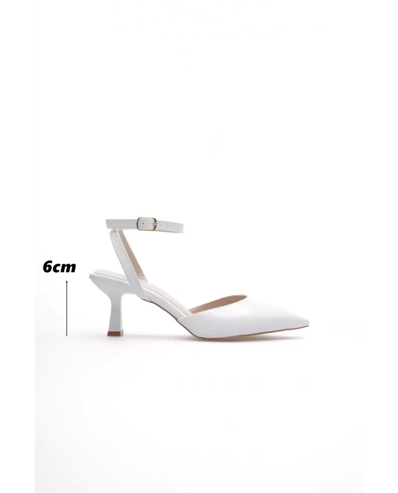 Kadın Beyaz Rugan Topuklu Ayakkabı TR03MS02B
