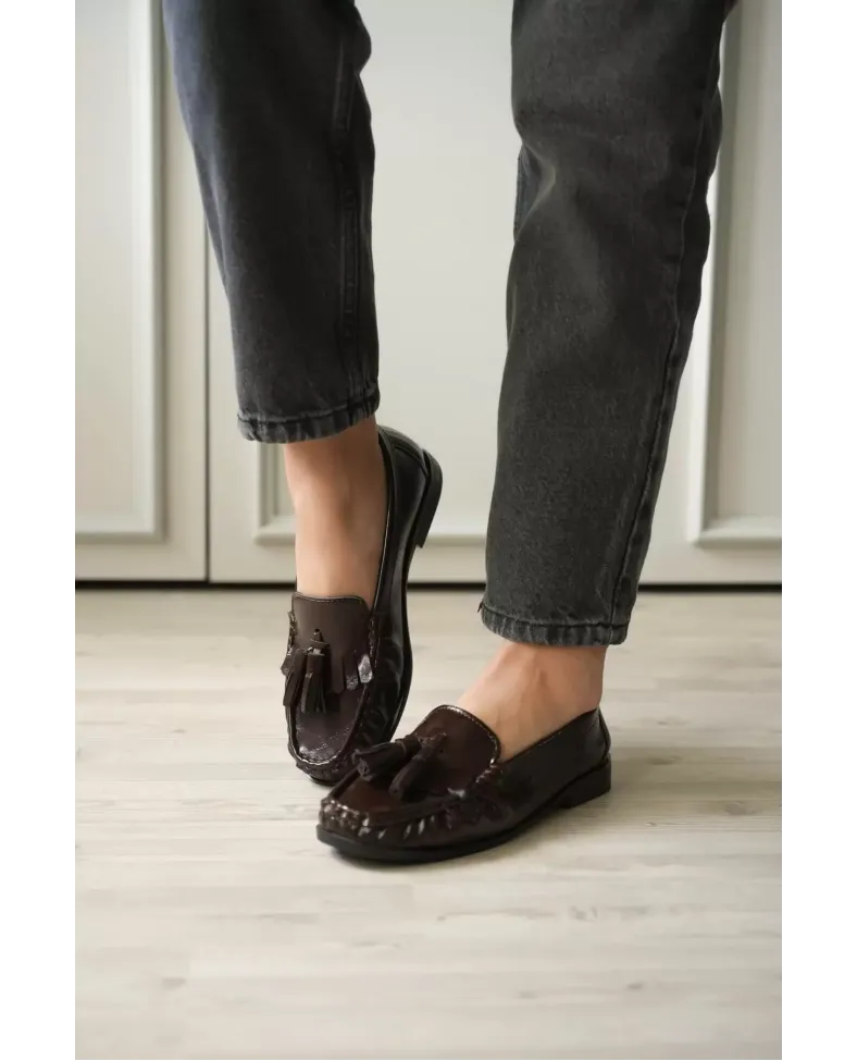 Acı Kahve Rugan Püsküllü Kadın Loafer Ayakkabı TR88MS01B