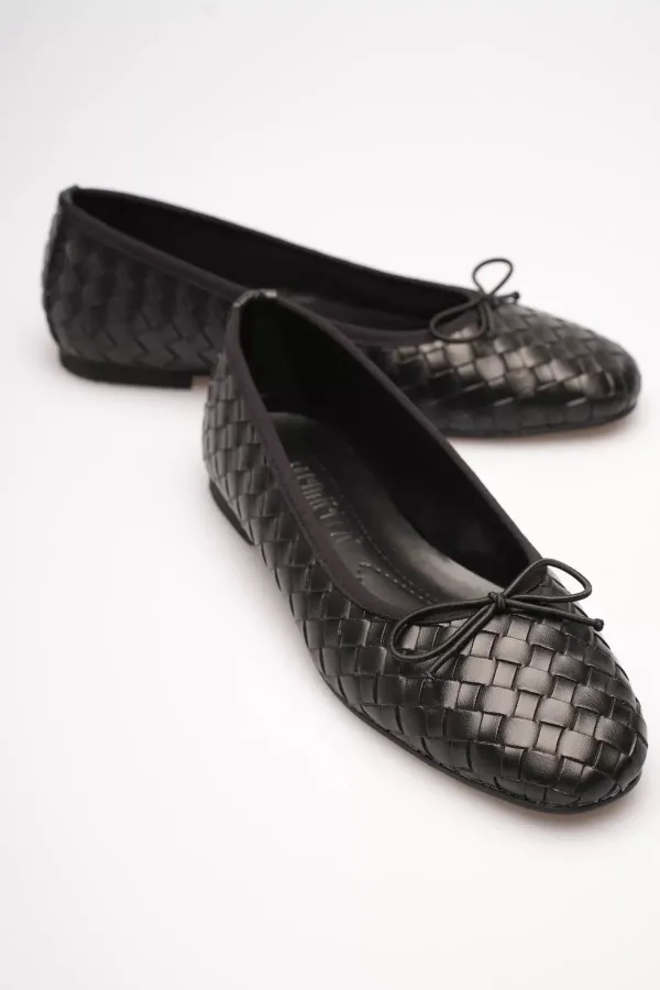 Kadın Siyah Örgü Dokulu Fiyonklu Babet Rahat Günlük Düz Ayakkabı TR23MS05A