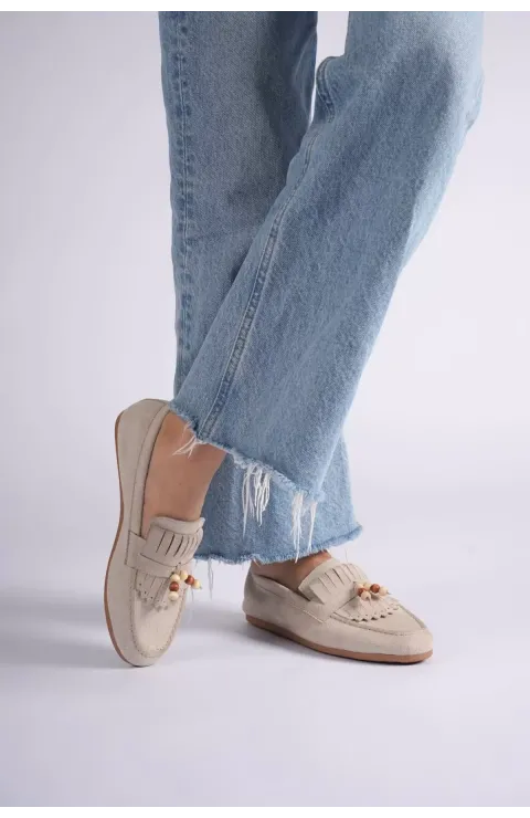 Kadın Bej Süet Boncuk Detaylı Püsküllü Loafer Ayakkabı Rahat Günlük TR19MS03B