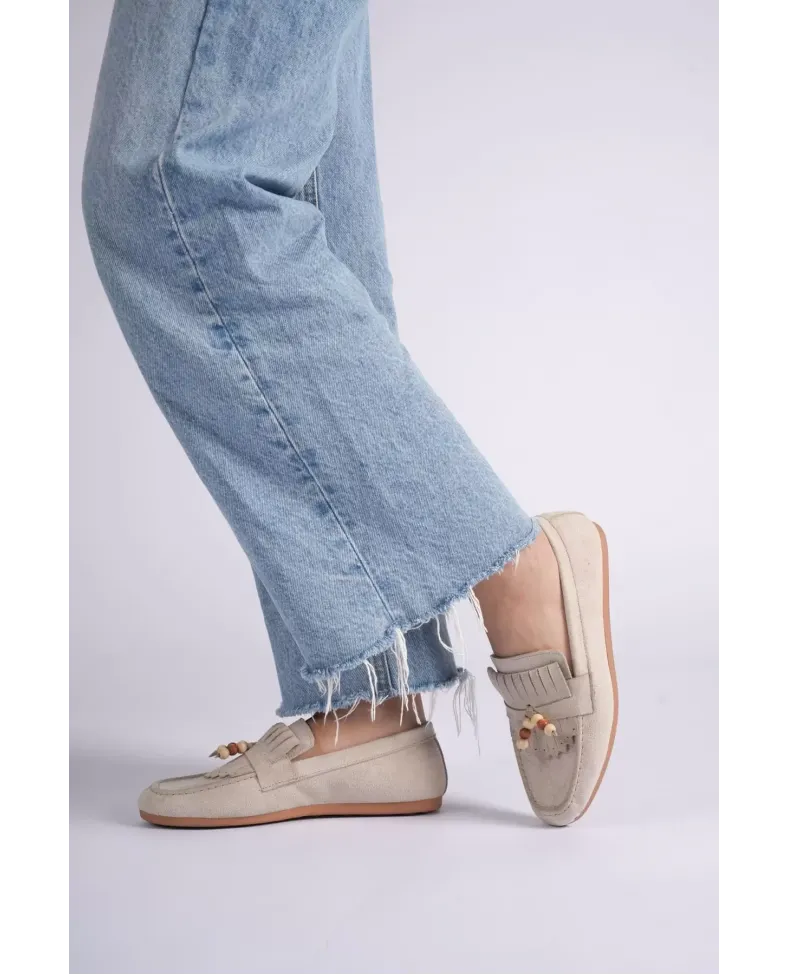 Kadın Bej Süet Boncuk Detaylı Püsküllü Loafer Ayakkabı Rahat Günlük TR19MS03B