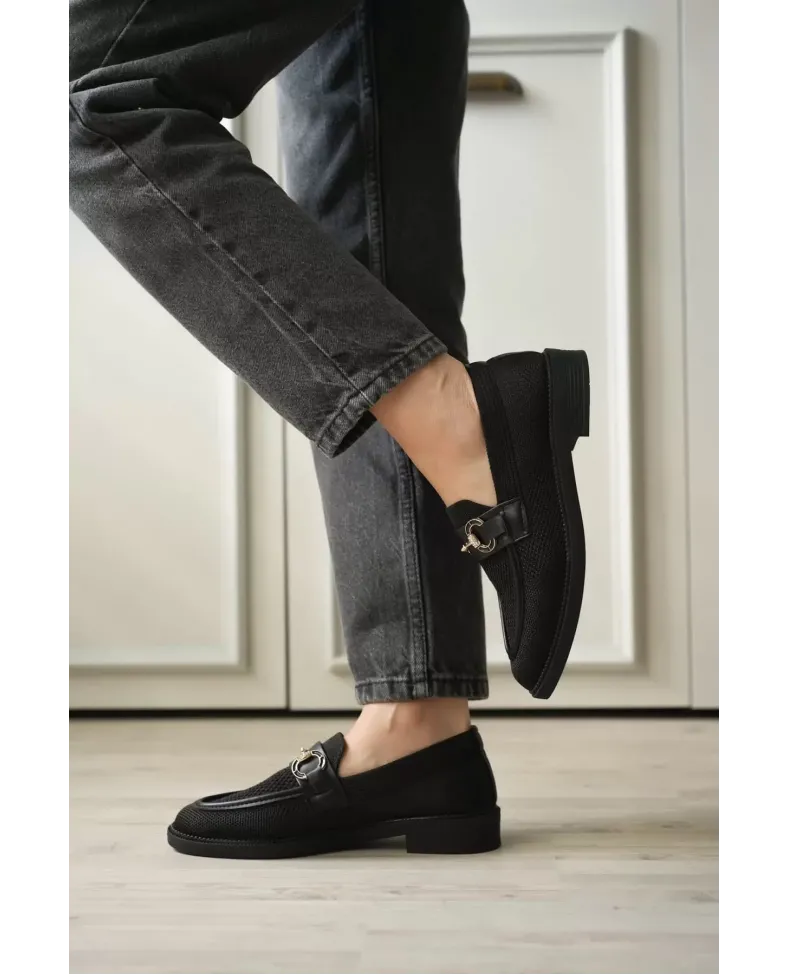 Siyah Kadın Loafer Metal Tokalı Rahat Günlük Ayakkabı TR30MS02A