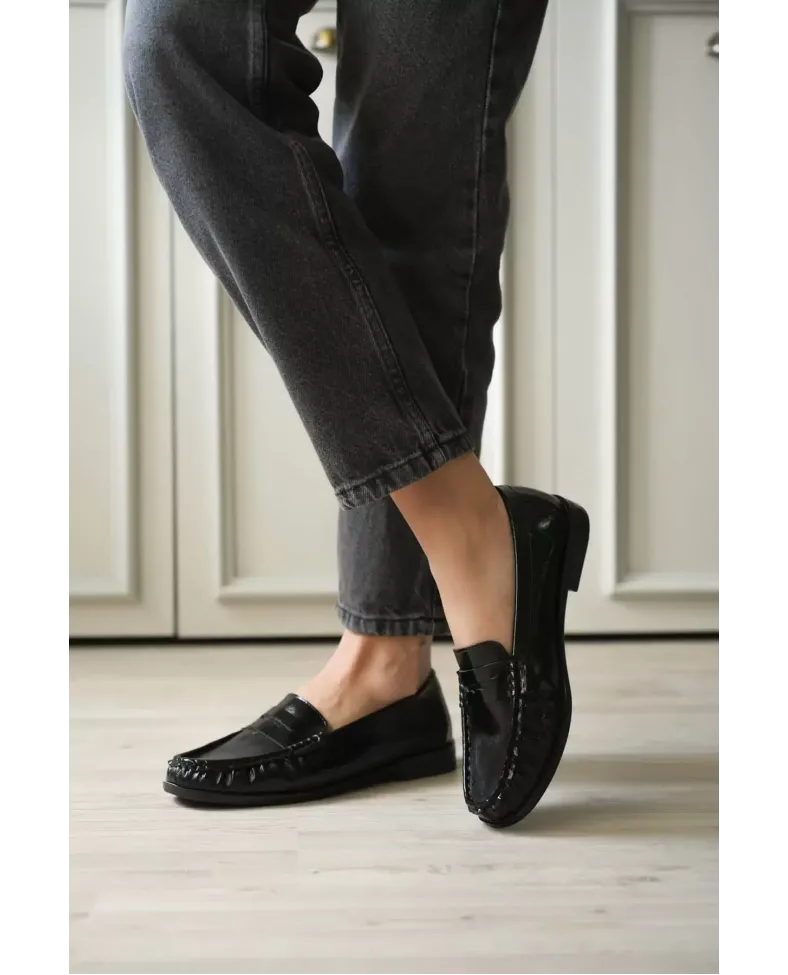 Siyah Parlak Deri Görünümlü Penny Loafer TR88MS02A