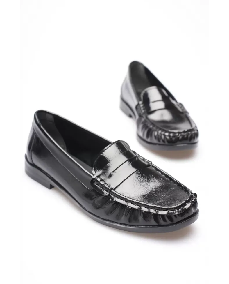 Siyah Parlak Deri Görünümlü Penny Loafer TR88MS02A