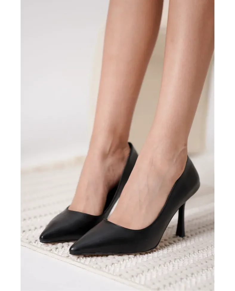 Kadın Mat Siyah Stiletto TR08MS26A