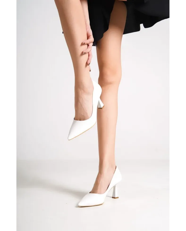 Kadın Beyaz Stiletto TR12MS06B