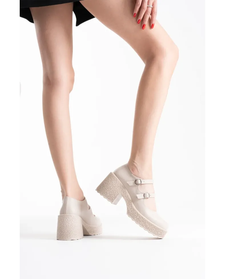 Kadın Mat Bej Günlük Ayakkabı TR06MS07D