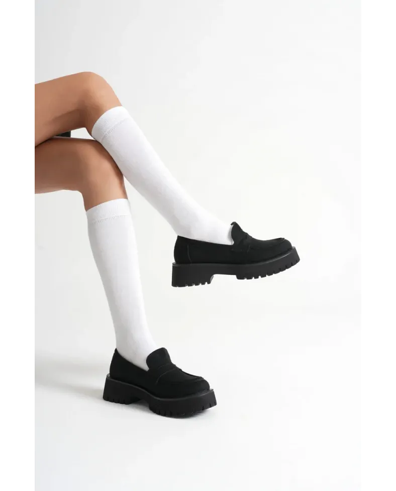 Kadın Günlük Siyah Süet Loafer Ayakkabı TR10MS02C