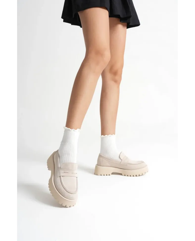 Kadın Günlük Bej Süet Loafer Ayakkabı TR10MS02D