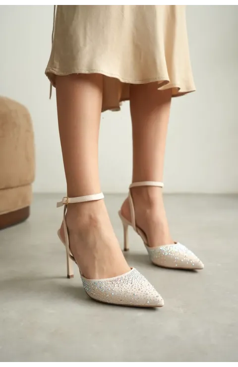 Kadın Bej Taşlı Topuklu Ayakkabı TR08MS22B
