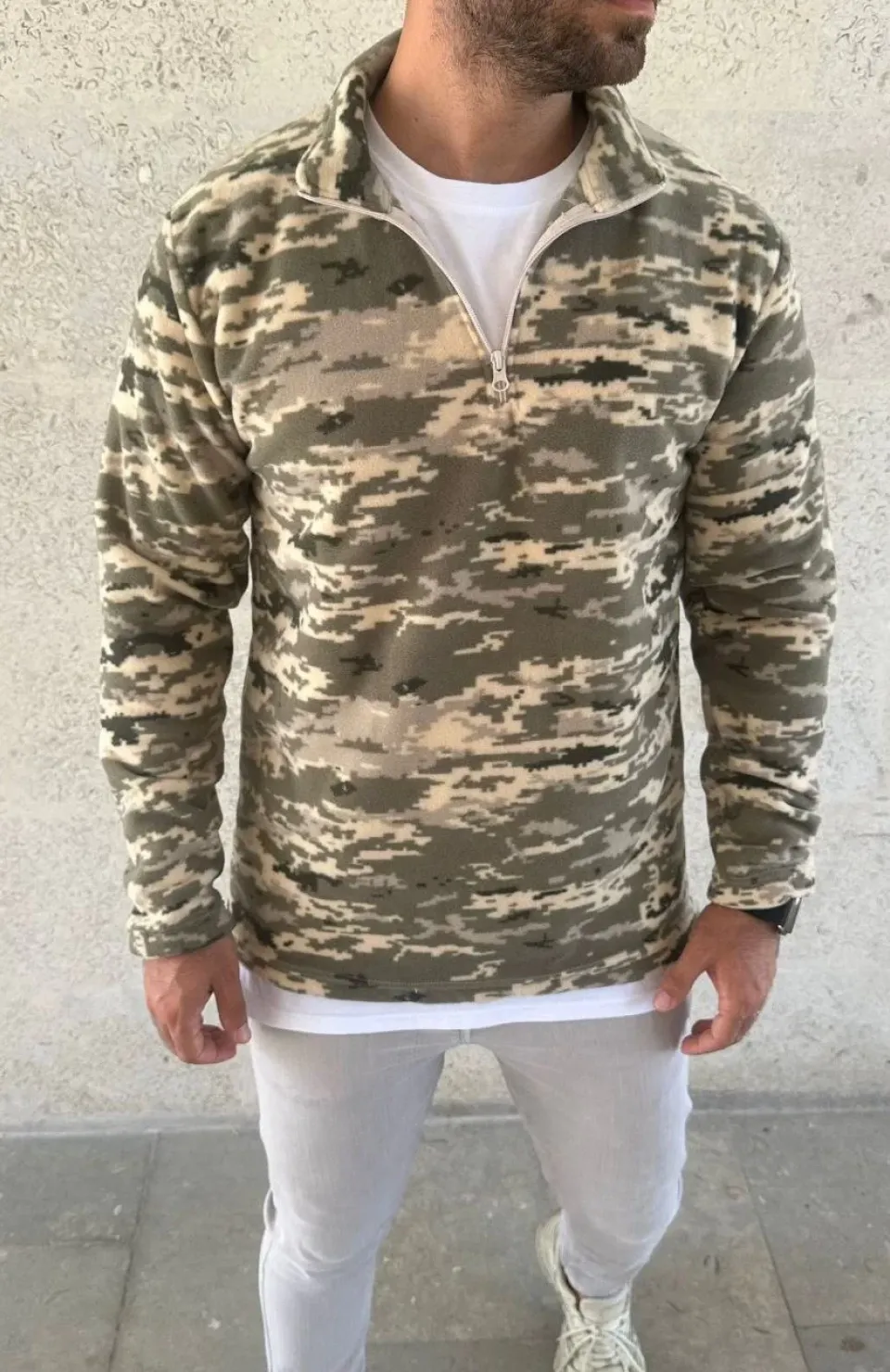 Erkek Yarım Fermuarlı Desenli Polar Sweat – Haki Kamuflaj Yakalı, Uzun Kollu, Oversize Rahat Kalıp - Haki