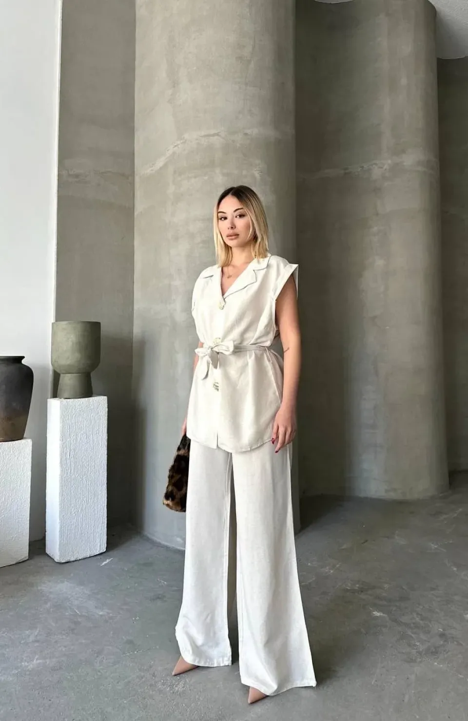 Keten Sıfır Kol Kuşaklı Ceket Pantolon ikili Takım - Beyaz