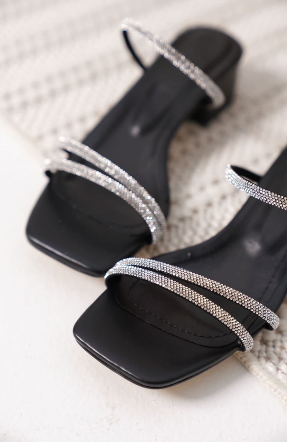 Kadın Kalın Topuklu Siyah Terlik TR20MY14A Somersan Giyim | Kadın, Erkek ve Çocuk Moda