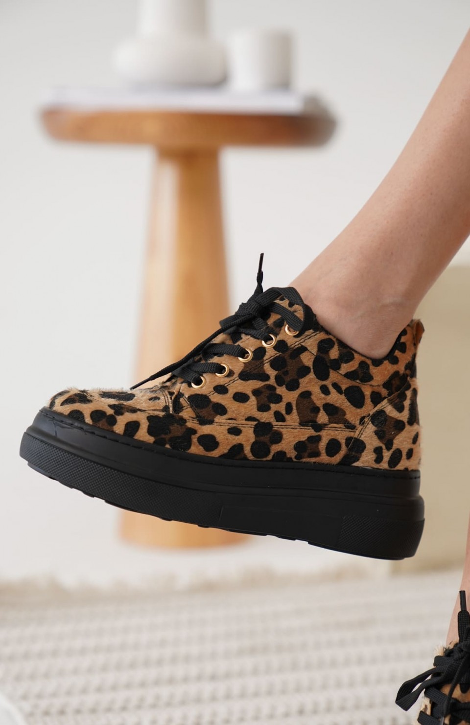 Kadın Gizli Topuk Siyah Taban Leopar Spor Ayakkabı TR10MS01K Somersan Giyim | Kadın, Erkek ve Çocuk Moda