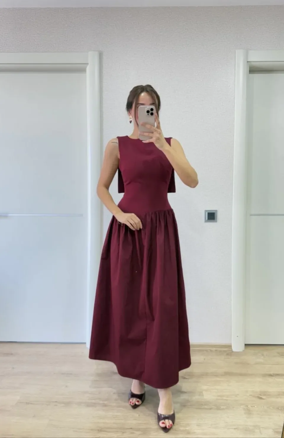 Krep Arkası Kanat Arka Ön Pens Detaylı Uzun Kadın Elbise - Bordo