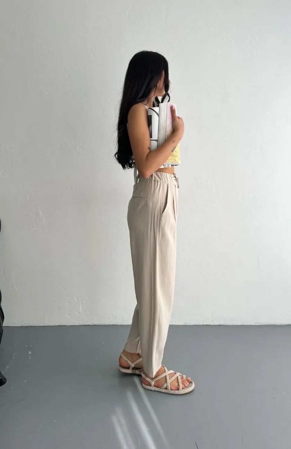 Kadın Yüksel Bel Beli Bağcıklı Rahat Boru Paça Pantalon - Kırık Beyaz