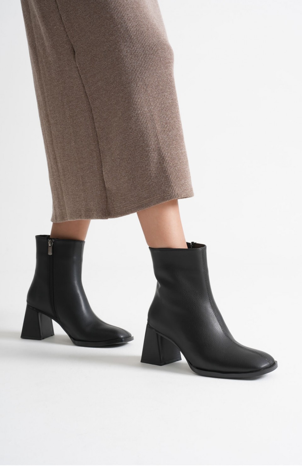 Kadın Siyah Topuklu Bot TR08MK24A Somersan Giyim | Kadın, Erkek ve Çocuk Moda