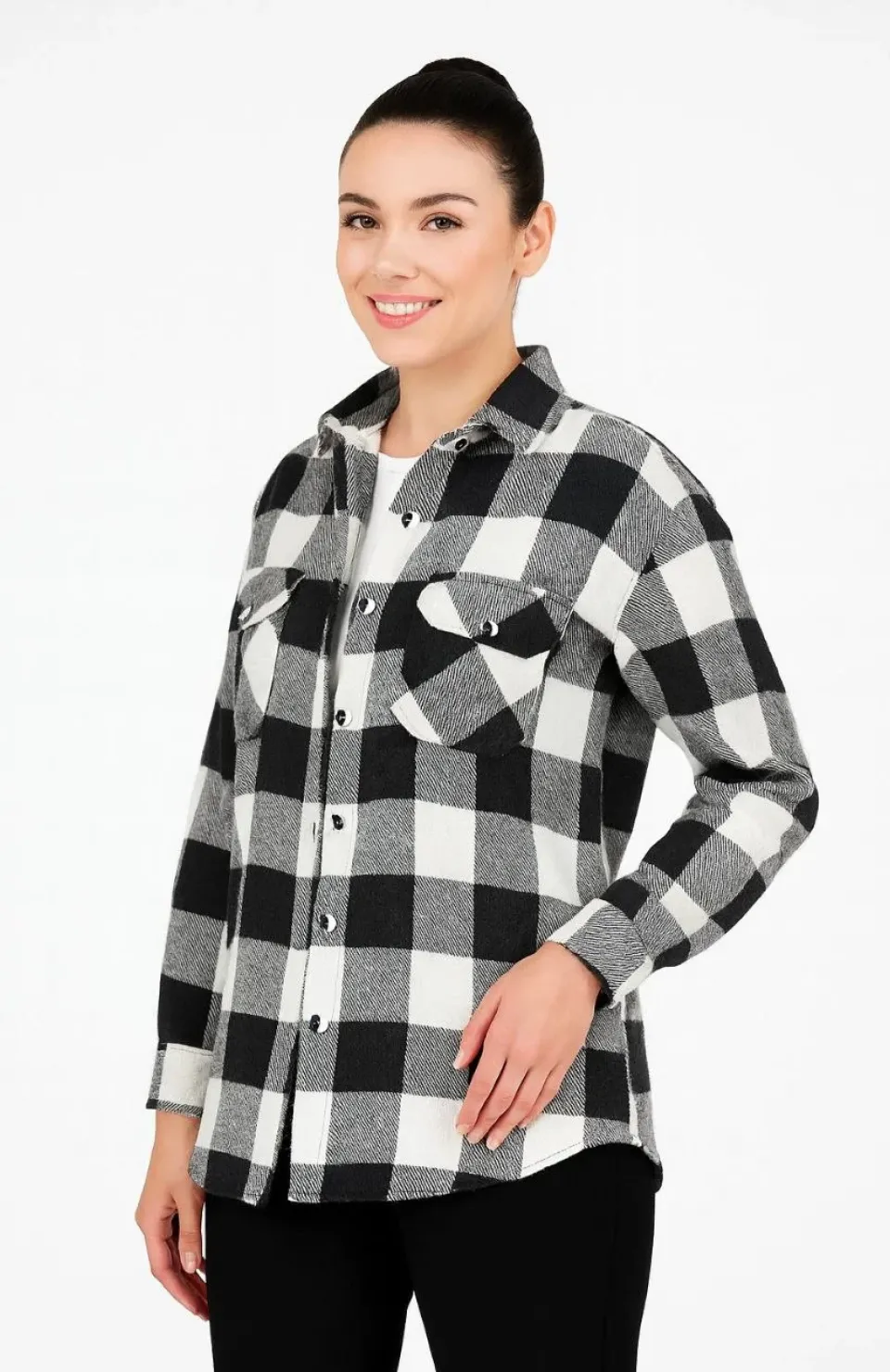 Kadın Oduncu Gömlek – Uzun Kollu, Şardonlu Kumaş, Kırmızı Beyaz Kareli Desen, Regular Fit, Çift Cepli, Manşetli Günlük Şık Stil - Siyah Somersan Giyim | Kadın, Erkek ve Çocuk Moda