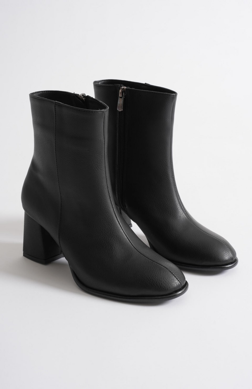 Kadın Kışlık Siyah Kalın Topuklu Bot TR12MK04A Somersan Giyim | Kadın, Erkek ve Çocuk Moda