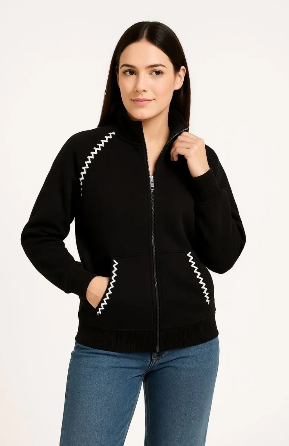 Kadın Oversize Dik Yaka Fermuarlı Sweatshirt - Zincir Nakışli Kanguru Cepli, - Siyah