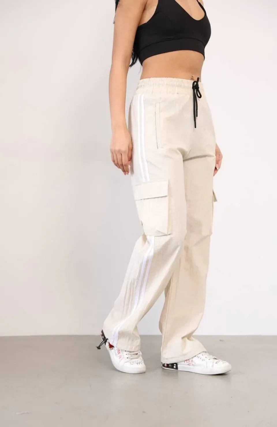 Paraşüt Kumaş Kargo Ceplı Baggy Eşofman - Bej