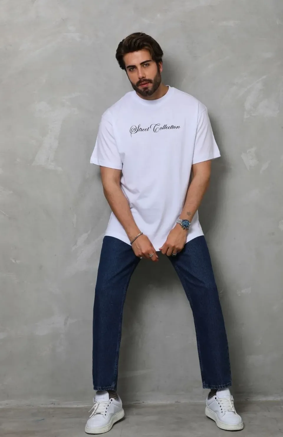 Unisex Bisiklet Yaka Baskılı Oversize T-Shirt - Beyaz Somersan Giyim | Kadın, Erkek ve Çocuk Moda