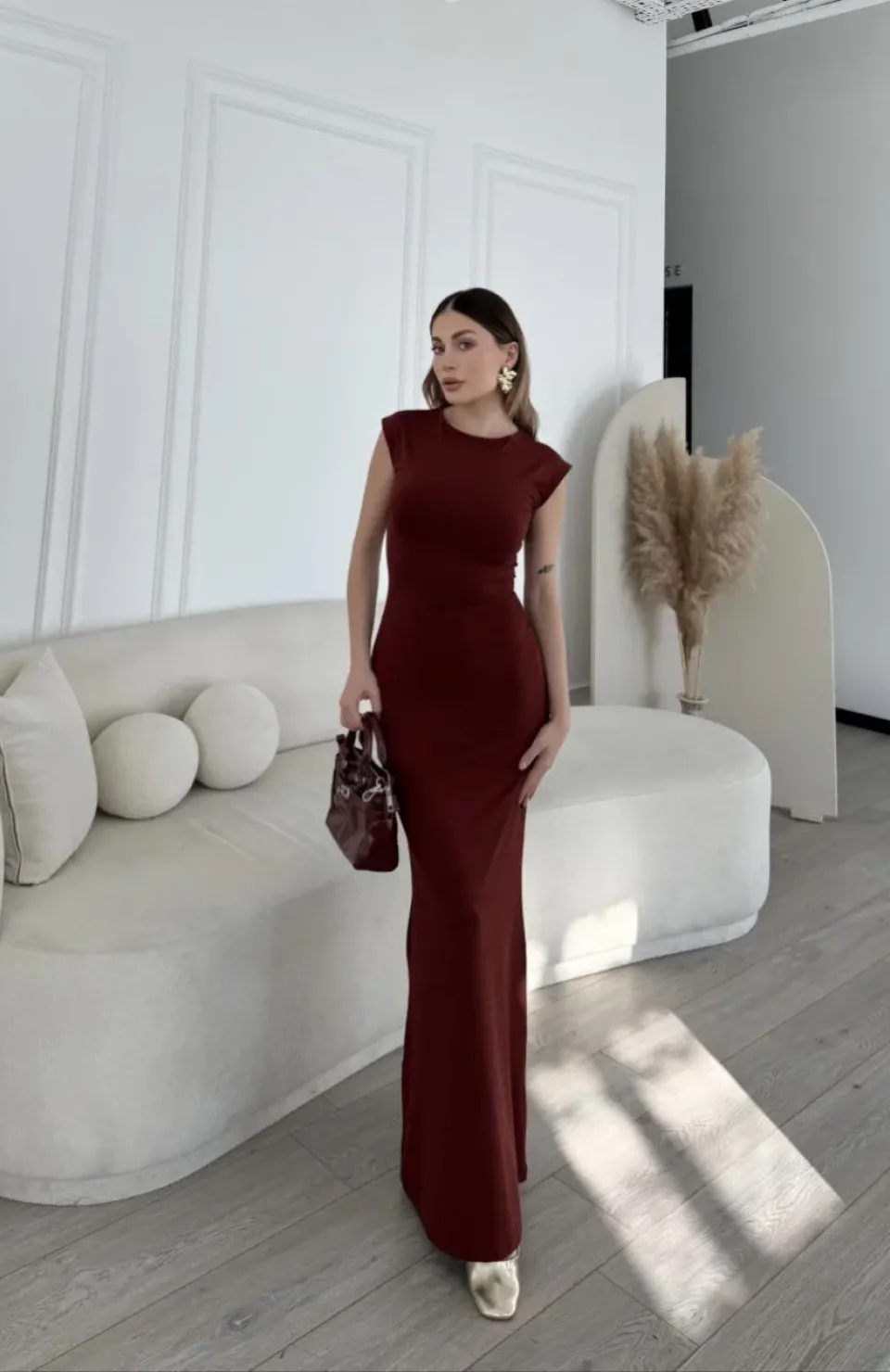 Kolsuz Uzun Likralı Elbise - Bordo