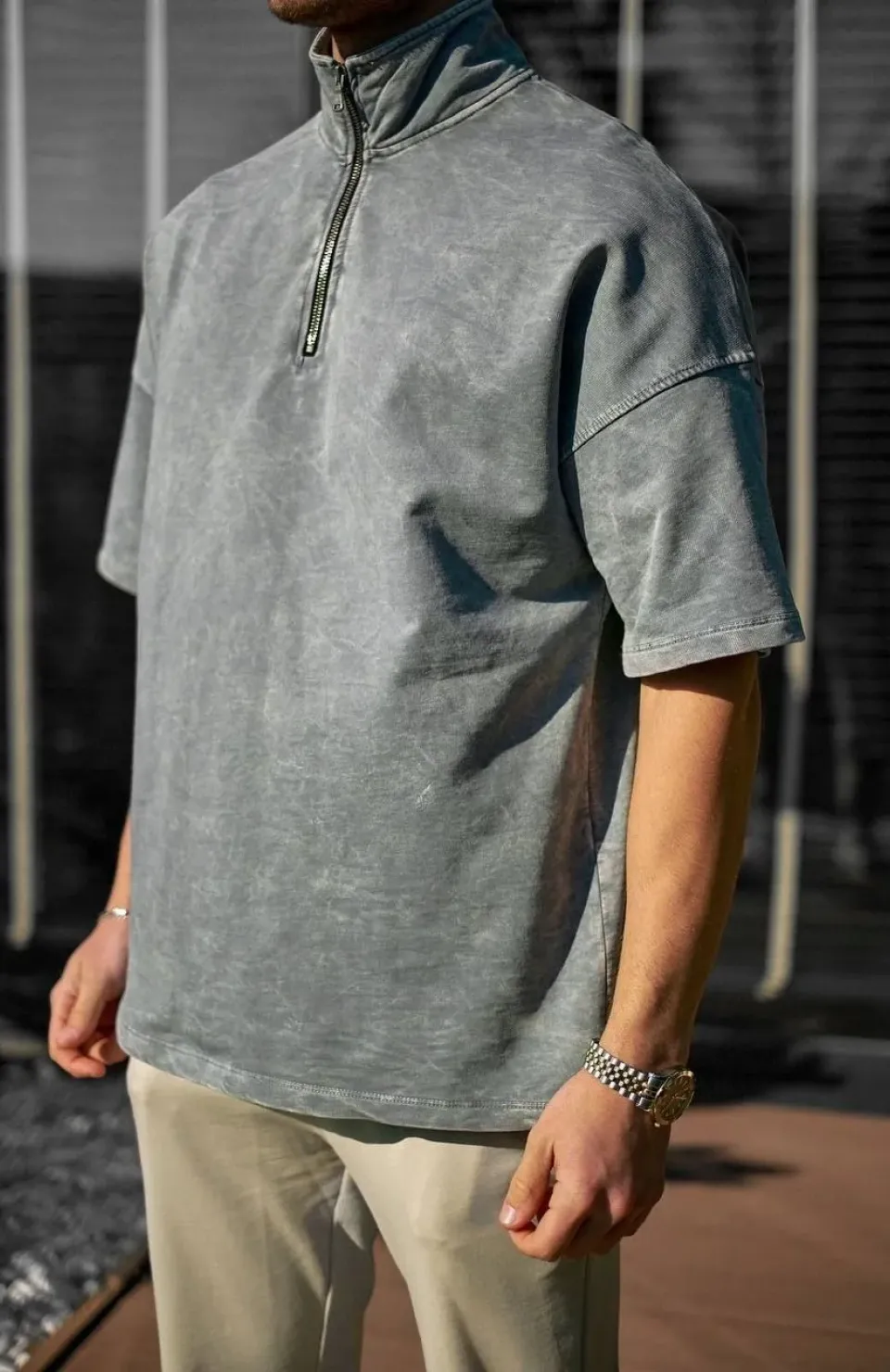 Unisex Yarım Fermuarlı Yıkamalı T-Shirt - Gri