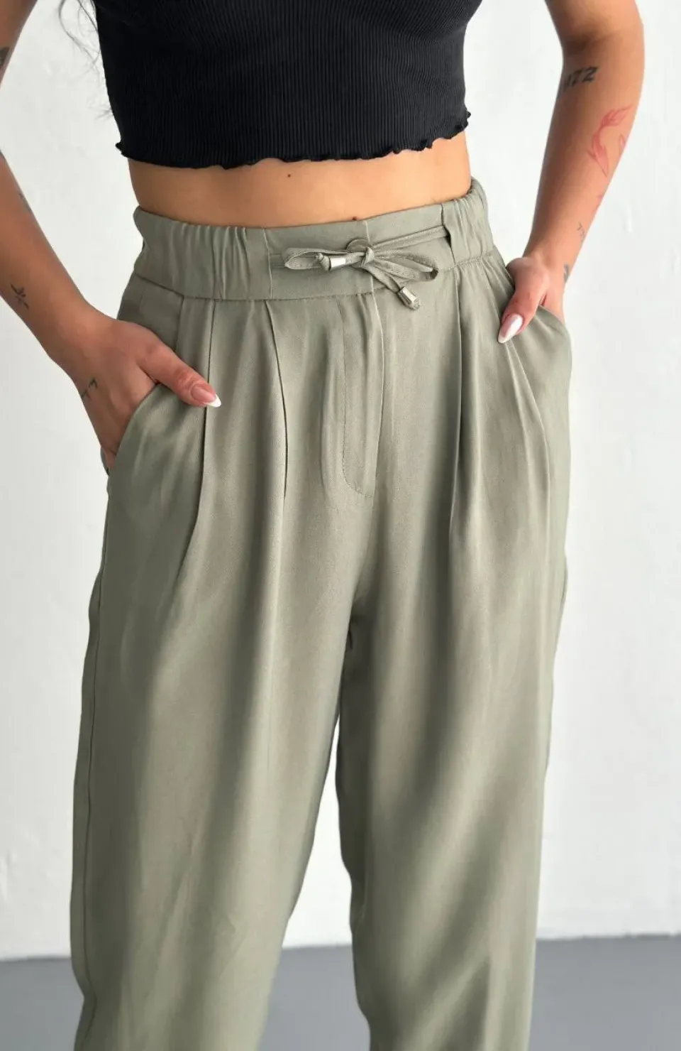 Kadın Yüksel Bel Beli Bağcıklı Cepli Rahat Paça Pantalon - Su Yeşili