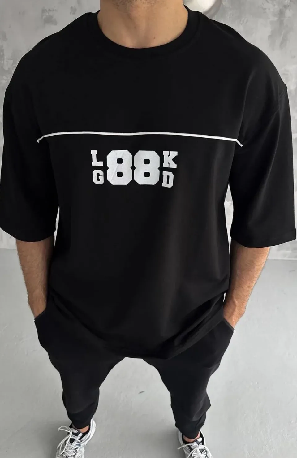 Unisex Bisiklet Yaka Baskılı Oversize T-Shirt - Siyah