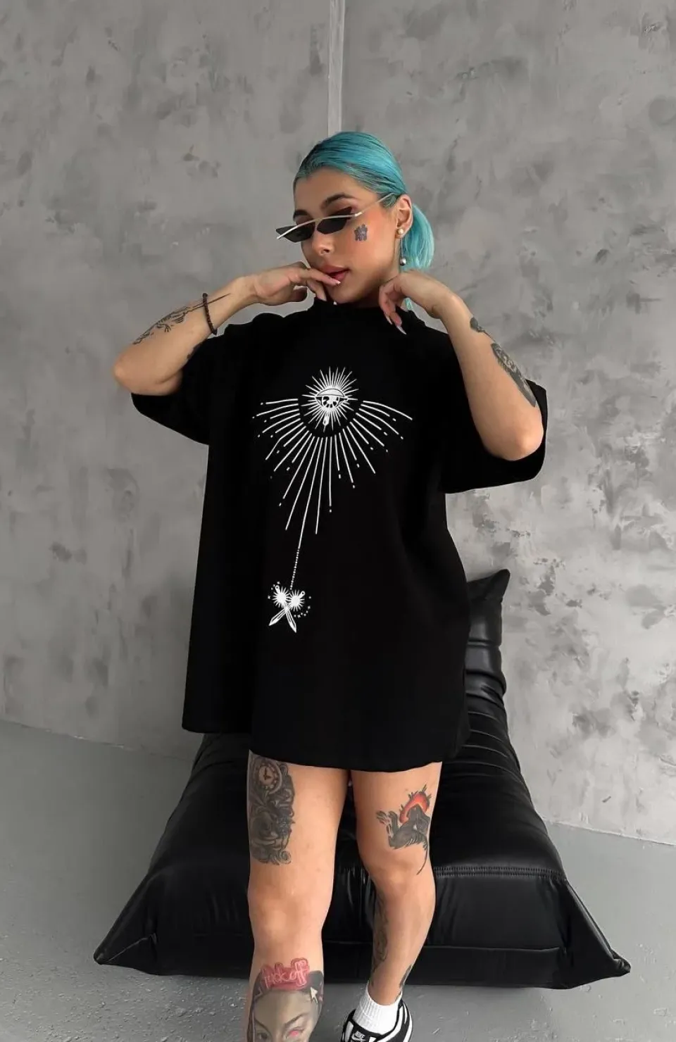 Unisex Bisiklet Yaka Baskılı Oversize T-Shirt - Siyah Somersan Giyim | Kadın, Erkek ve Çocuk Moda