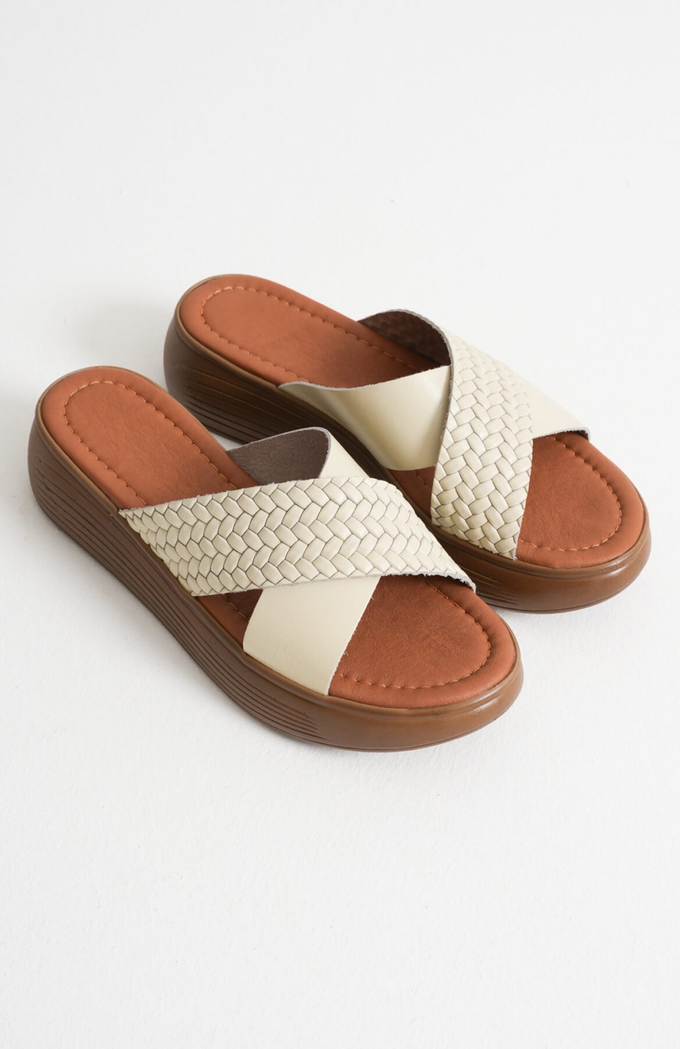 Bej Hakiki Deri Terlik TR31MY53H Somersan Giyim | Kadın, Erkek ve Çocuk Moda