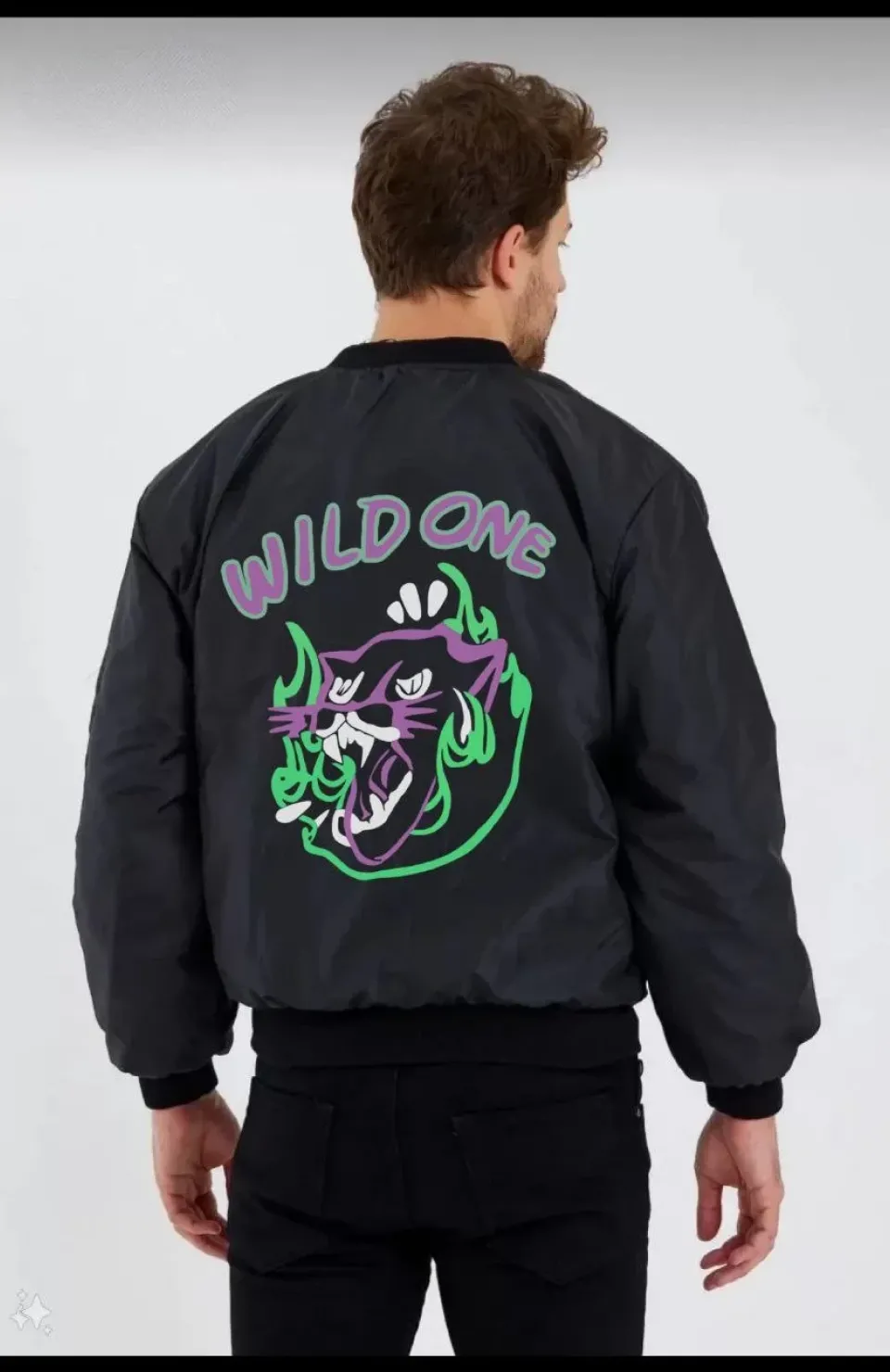 Wild One Baskılı Erkek Bomber Mont – Panter Desenli, Fermuarlı, Kapitone Astarlı Ceket - Siyah