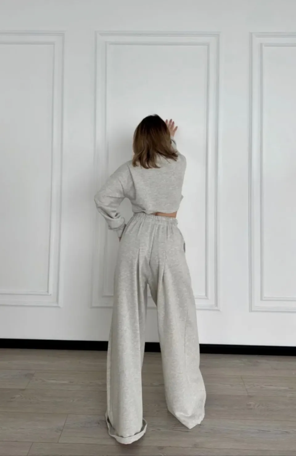 Uzun Kollu Önü İp Büzgülü Crop ve Pantolon İkili Takım - Gri