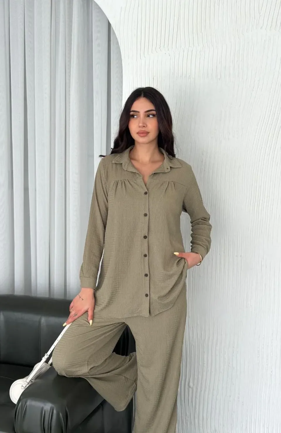 Yakalı Düğmeli Uzun Kollu Gömlek Pantolon ikili Takım - Bej